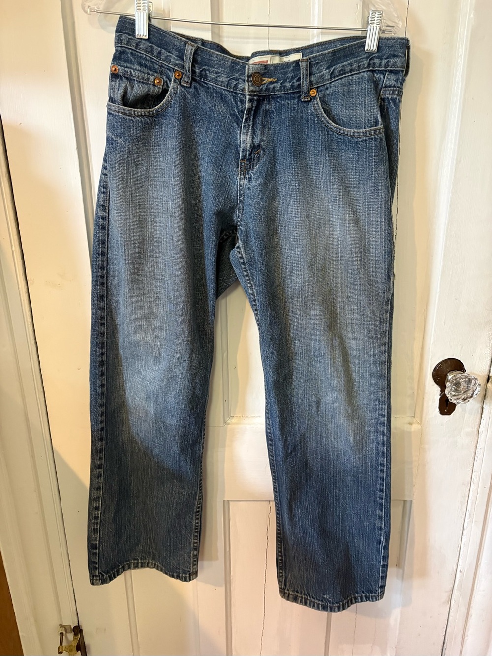 Levi's Relaxed size 12R Jeans in Medium Blue Wash